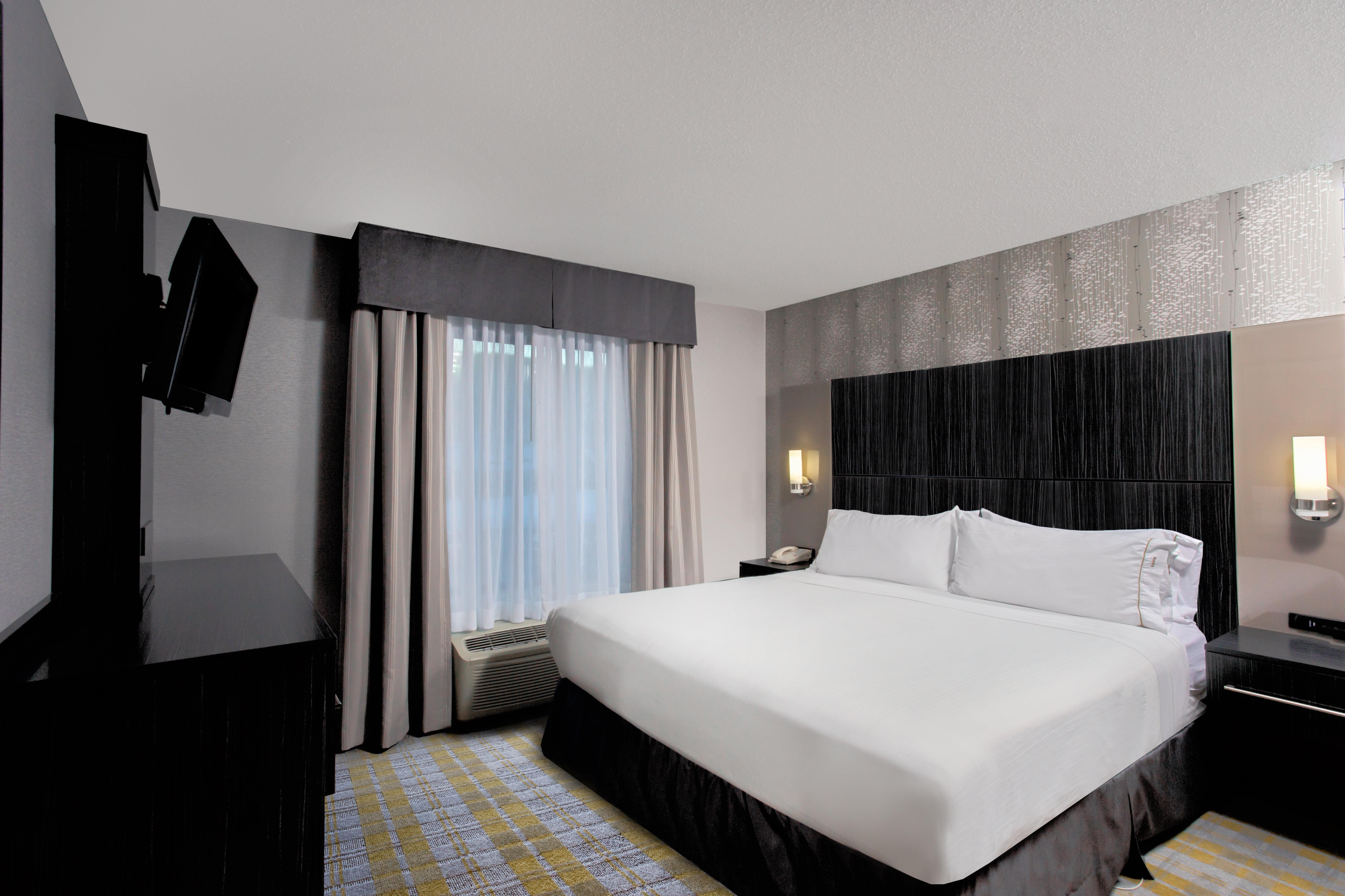 Express & By Ihg Hotel 2*