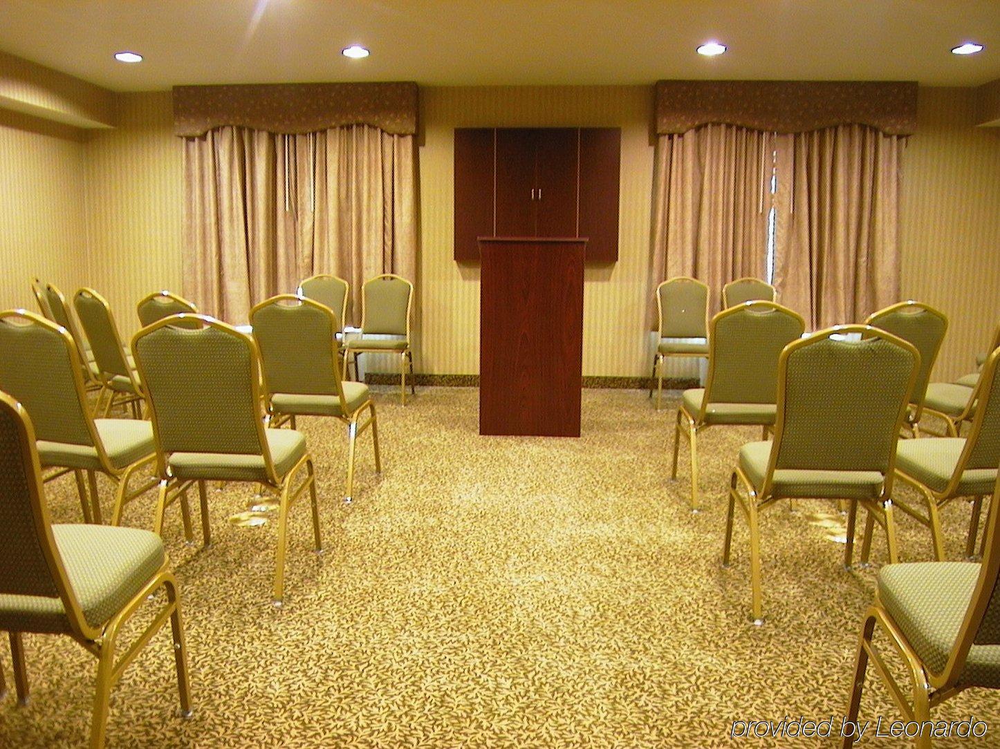 Express & By Ihg Hotel 2*